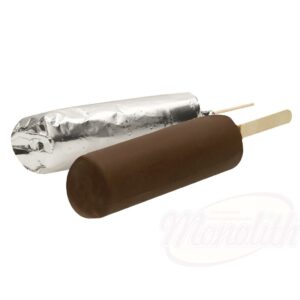 "eskimo plombir serebro" crème glacée au goût de vanille dans un glaçage gras au cacao, sur bâtonnet