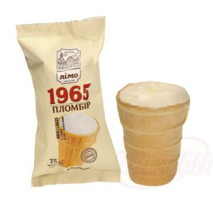 Мороженое "Пломбир 1965" в вафельном стаканчике