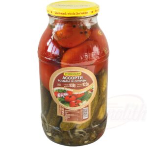 Ассорти из огурцов и помидоров